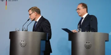 Merz gerät wegen Deutschlands Reaktion auf russischen Drohnenangriff unter Beschuss