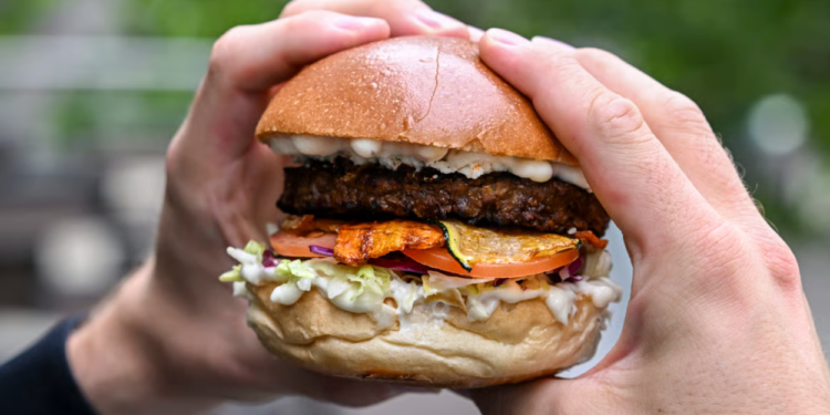 Bevormundung oder Verbraucherschutz: Neuer Streit um die Kennzeichnung von Veggie-Burgern in der EU 25 Bevormundung oder Verbraucherschutz Neuer Streit um die Kennzeichnung von Veggie-Burgern in der EU