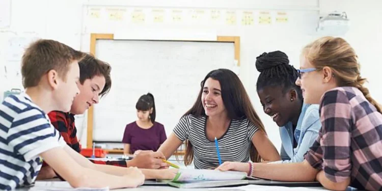 Integration ausländischer Schüler: Europas Bildungssysteme im Fokus